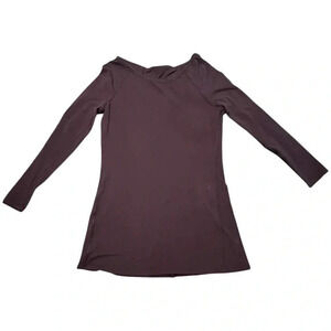 Lululemon Women’s Black Long-Sleeve Athletic Top with Back‎ Cutout, Size S